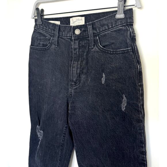 Universal Thread Goods Co. Vintage Straight Crop Distressed Black Women's Jeans - Picture 3 of 4